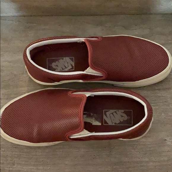 Vans - Picture 3 of 5